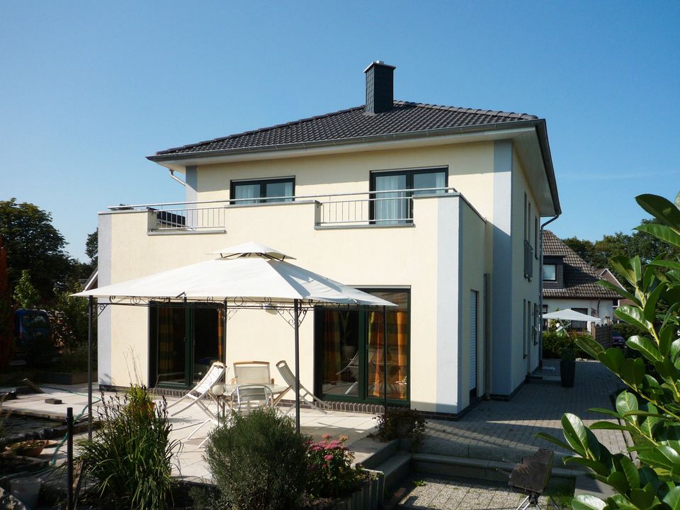 Sie haben das Grundstück - Planen und Bauen- Stadtvilla 120 - Traumhaus Alles aus einer Hand in Schortens