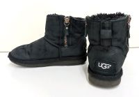 coole Boots / Stiefel: "UGG"  mit Reissverschluss, schwarz, Gr.31 Stuttgart - Stuttgart-Ost Vorschau