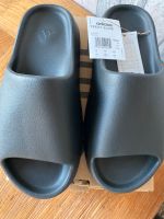 ORIGINAL NEU&OVP Yeezy Slide ONYX ADIDAS, Gr. 44,5 Hessen - Eschborn Vorschau