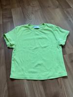 *Bershka* grünes T-Shirt - Größe M Nordrhein-Westfalen - Hünxe Vorschau
