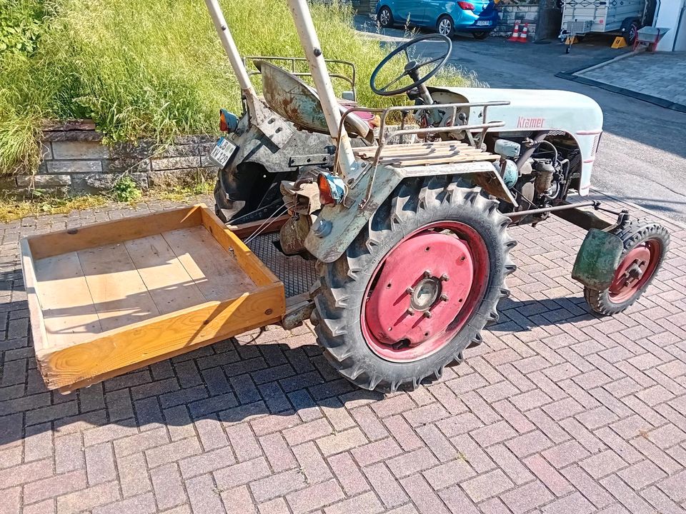 Kramer KL11 Traktor, Bulldog, Oldtimer in Vaihingen an der Enz
