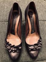 PETER KAISER Ball-, Abendschuhe aus Leder in 37,5 Neupreis 140€ Duisburg - Duisburg-Mitte Vorschau