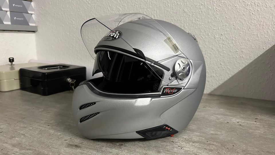 Motorrad-Sturzhelm Airoh Neu! in Möser