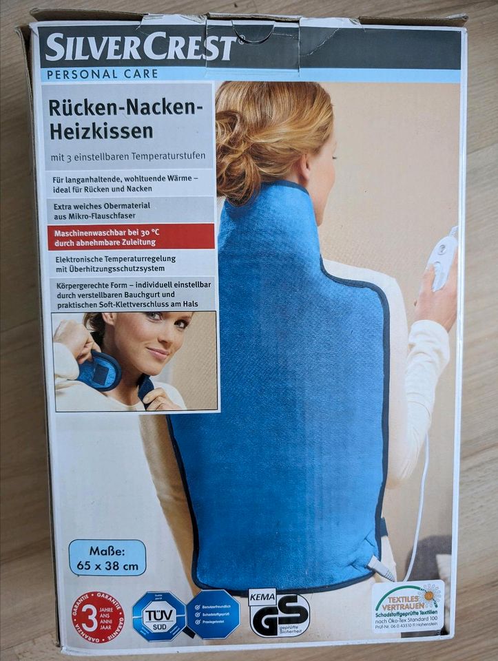 Rücken Nacken Heißkissen sehr selten genutzt im Karton in Berlin
