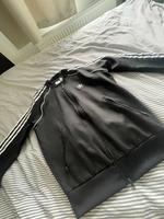 Adidas Jacke schwarz weiß Kreis Pinneberg - Barmstedt Vorschau