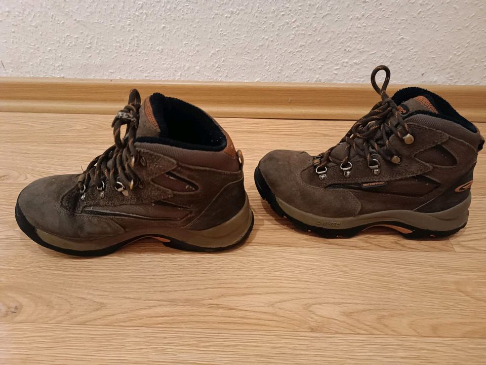 HI-TEC Outdoorschuhe Wanderschuhe Knöchelschuhe wasserdicht Gr 37 in Bannewitz