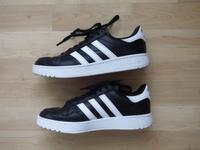 adidas Team Court Schuhe Damen - kaum getragen München - Berg-am-Laim Vorschau