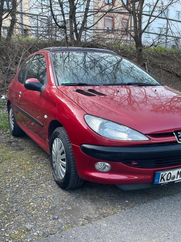 Peugeot 206 1.6 Automatik in Koblenz