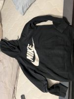 Nike Pullover schwarz Kr. München - Haar Vorschau