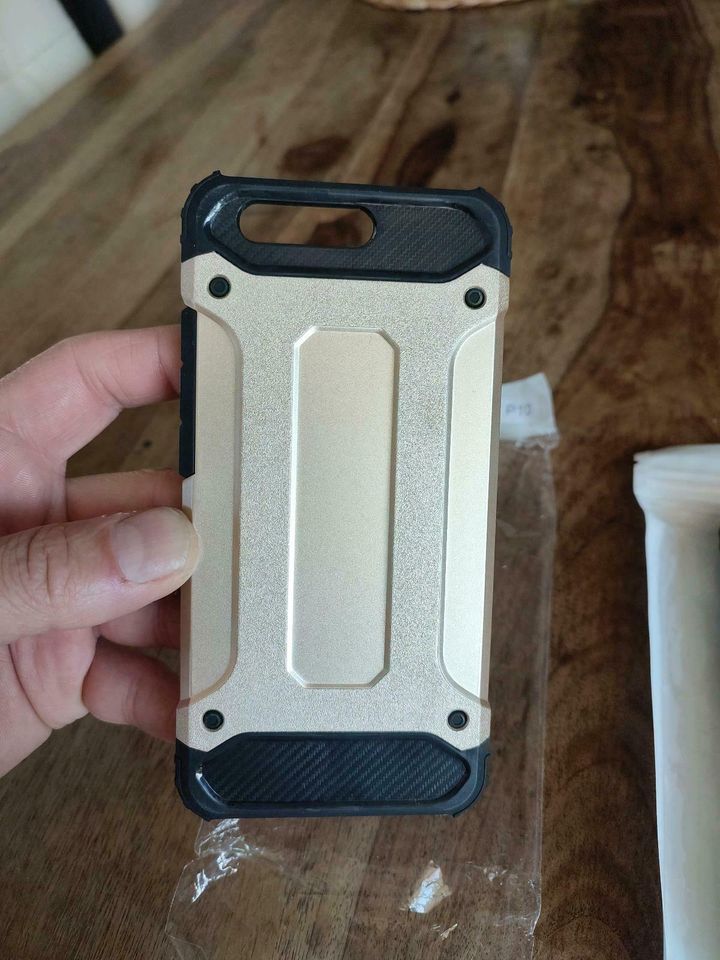 Smartphone Schutzhülle Case Bumper Panzerhülle Huawei P10 P30 neu in Remchingen