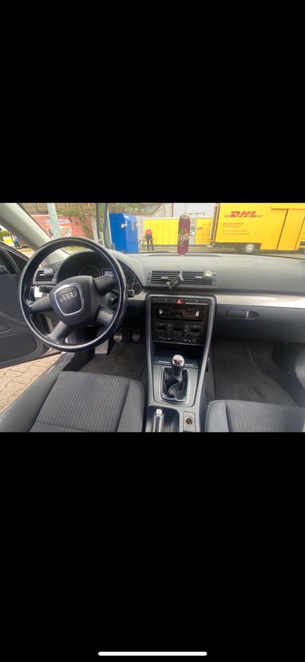 Audi A4 B7 2.0 TDI *Xenon*6Gang* kein Reparaturstau* in Dinslaken