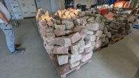 16 Tonnen Buntsandsteine zu verkaufen Saarland - Bexbach Vorschau