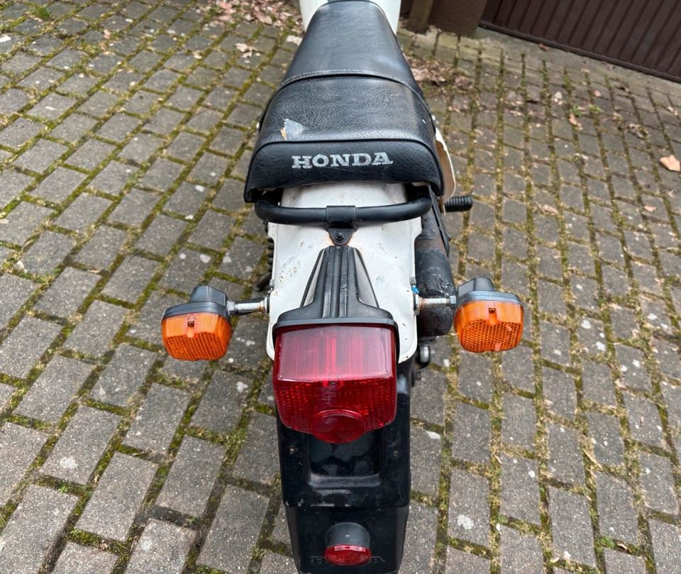 Honda XL 250 S Bj. 04/82 läuft muss aber restauriert werden in Bremen