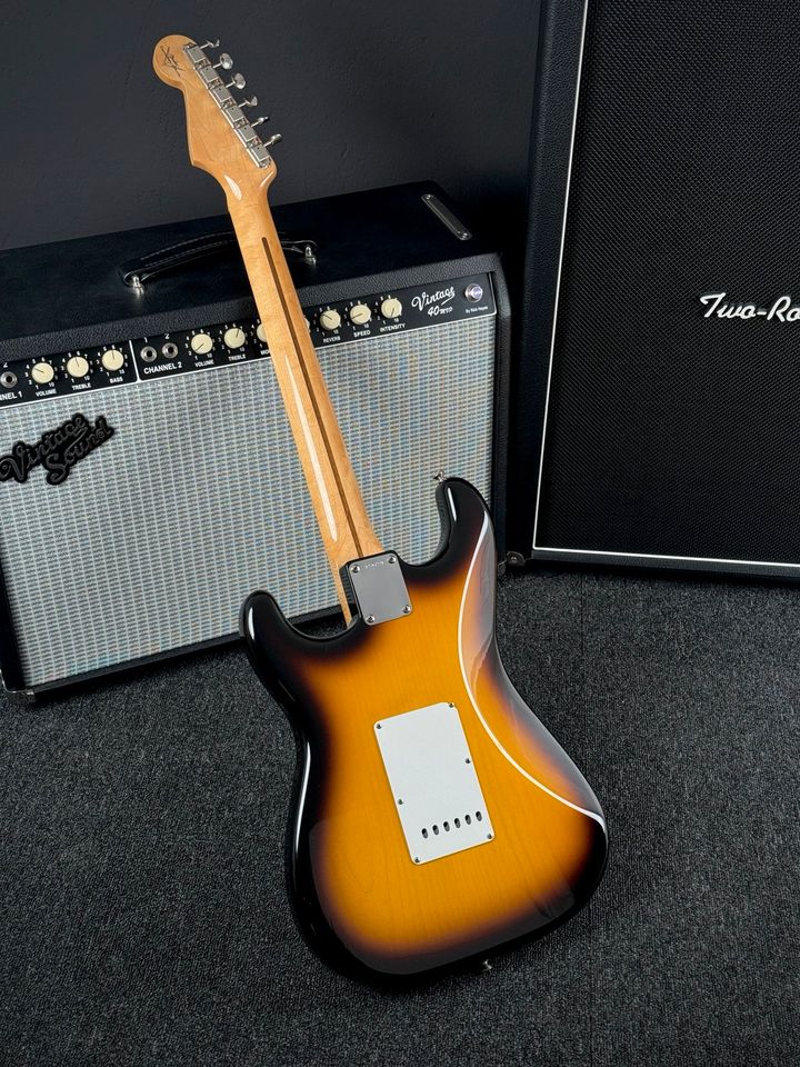 2010 Fender Custom Shop 56 Strat NOS Sunburst in Kiefersfelden