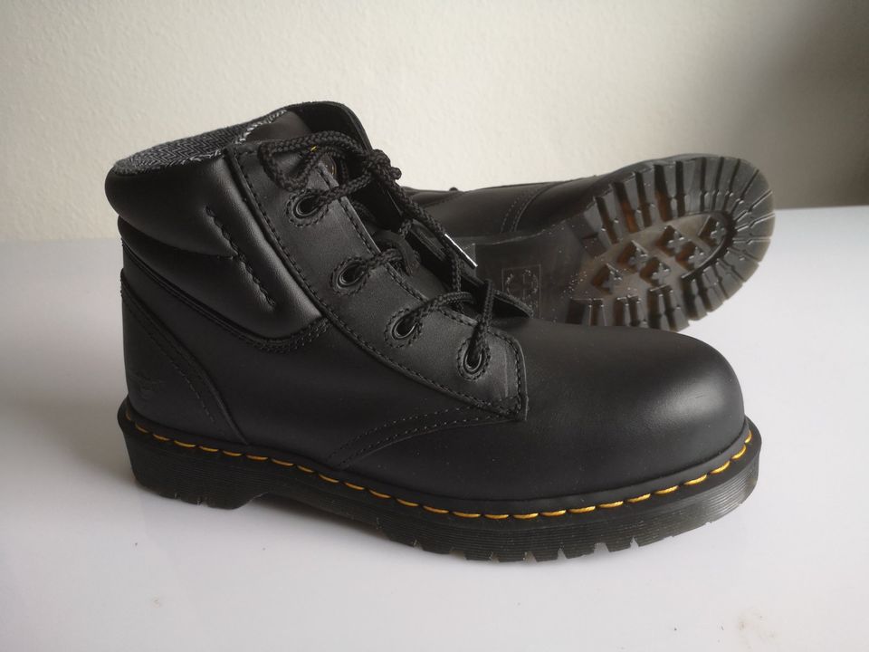 6j8500 dr. martens icon 7b09 black chukka safety boots deals