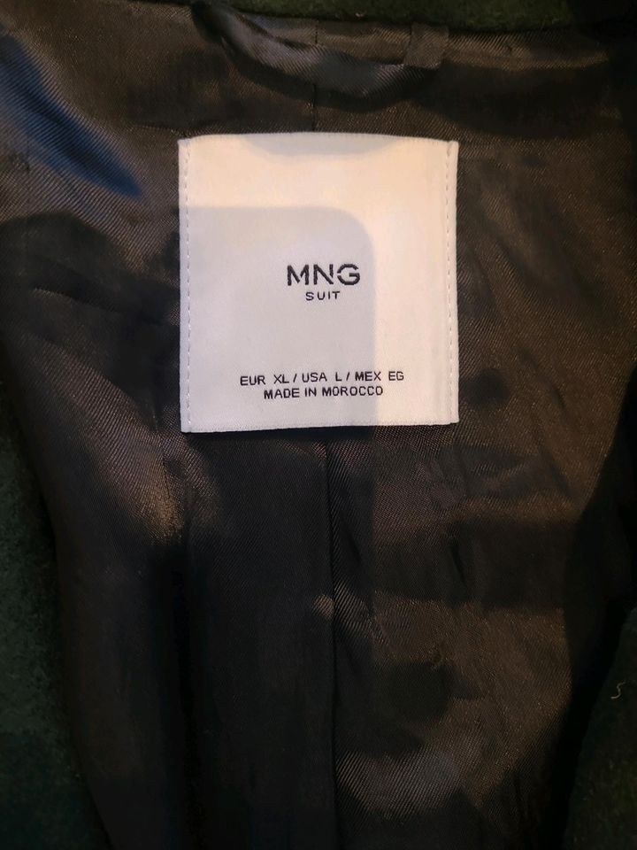 Grüner Mantel von Mango,Wolle, Größe 42/ XL, tannengrün in Lingen (Ems)