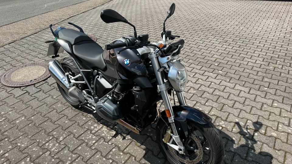 BMW R1200R absolut neuwertiger Zustand in Wuppertal