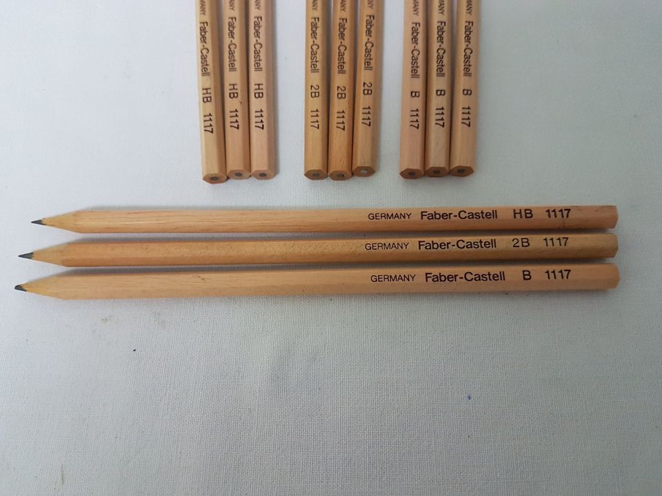 Faber Castell Bleistift 1117, naturfarben, versch. Härte B,2B,HB in Bayern  - Würzburg | eBay Kleinanzeigen ist jetzt Kleinanzeigen