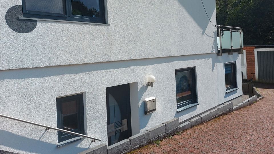 Modernes Zweifamilienhaus in traumhafter Lage von Attendorn in Attendorn