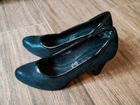 Pumps Absatzschuhe Bugatti schwarz High heels Gr. 39 Leipzig - Altlindenau Vorschau