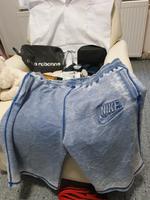 Nike Shorts Gr L - Xl Top wie Neu Berlin - Neukölln Vorschau