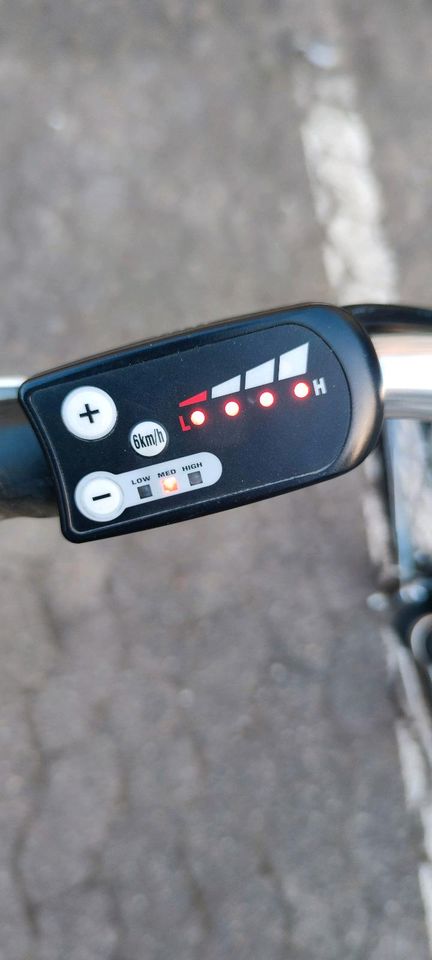 E-Bike  Fahrrad 26 Zoll in Braunschweig