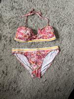 Esprit Bikini Top und Hose weiß pink rot Blumen 38 Niedersachsen - Osnabrück Vorschau