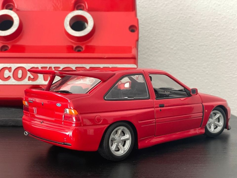 Ford Escort RS Cosworth 1:18 UT Models in Straubing