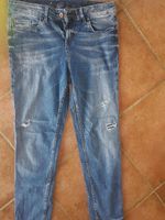 Benetton skinny low Jeans 29/32 NEUWERTIG used- look Schleswig-Holstein - Willenscharen Vorschau