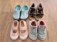 Sommer Schuhe 24 Sandalen Ballerinas Crocs Adidas Turnschuhe Nordrhein-Westfalen - Bergisch Gladbach Vorschau