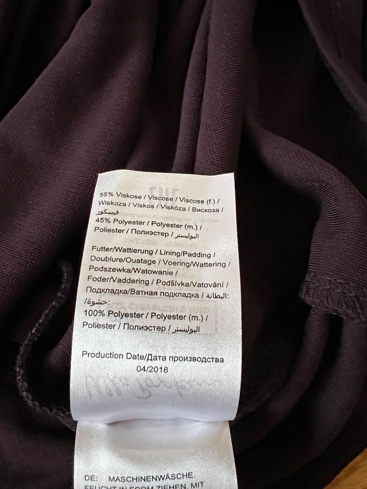 Kleid 54 56 lila Aubergine kurzärmlig dehnbar Figurschmeichler in Simbach