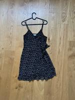 Hollister Wickelkleid Schwarz Kr. Dachau - Bergkirchen Vorschau