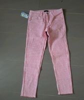Jeans rot/weiß neu Größe 36 Up fashion Sachsen-Anhalt - Westeregeln Vorschau