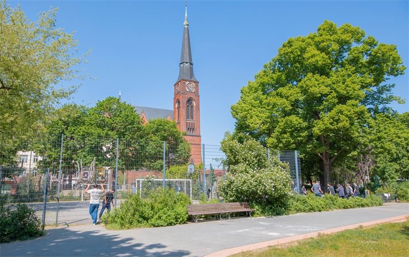 EXKLUSIVE 3-ZI.-GARTENWOHNUNG IN TOPMODERNISIERTEM ALTBAU aus der Jahrhundertwende nahe der SPREE! in Berlin