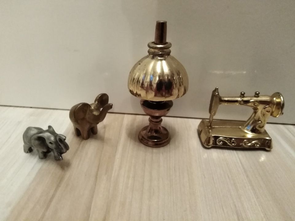 Setzkasten Figuren aus Zinn und Metall, Puppenstuben Miniaturen in Fürth
