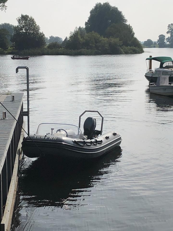 Festrumpf RIP Schlauchboot Novamarine in Rantrum