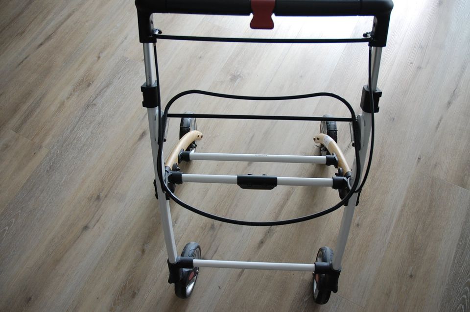 Rollator für die Wohnung in Dortmund