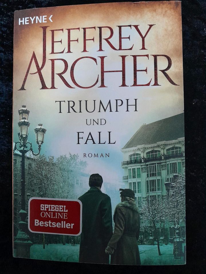 Triumph und Fall in Leer (Ostfriesland)