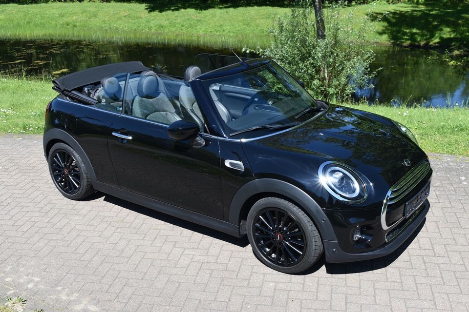 Mini Cooper Cabrio Steptronic in Barsbüttel