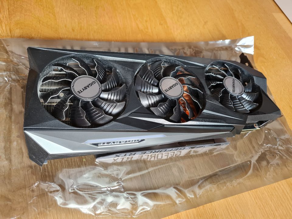 Gigabyte Geforce RTX 3080 Gaming OC 10 GB in Hamburg