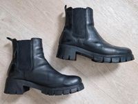 ANOTHER A STIEFELETTE PLATEAU SOHLE GRÖßE 40 Sachsen - Bautzen Vorschau