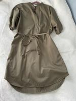 Schickes Kleid von COS, Gr. 38, olivgrün, ungetragen Berlin - Köpenick Vorschau