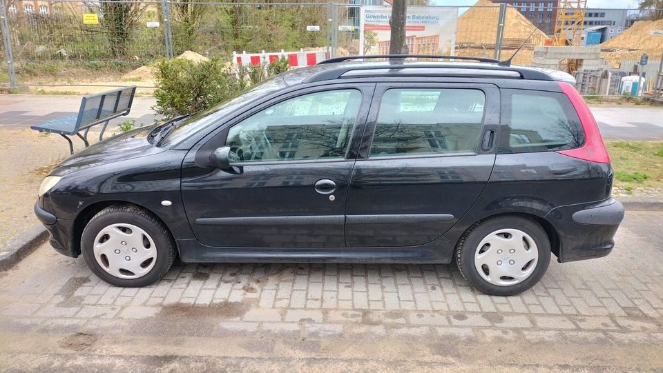 Peugeot 206 Kombi Erstzulassung 2003 in Berlin