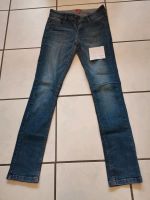 S. Oliver Jeans Gr. 176 für 12 Euro Rheinland-Pfalz - Neuwied Vorschau