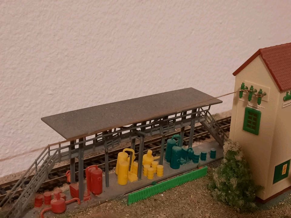 Kleine Modellbahn Anlage Spur N - 104x54cm in Berglern