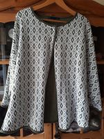 Schicke leichte Strickjacke Gr L (40) Marke Sfera, grün weiss Bayern - Erlangen Vorschau