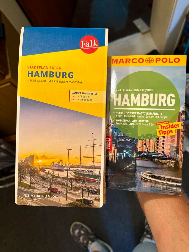 Hamburg Reiseführer und Stadtplan in Berlin