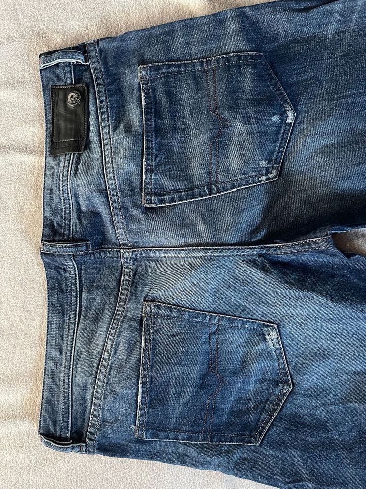 DIESEL JEANS / W 36 in Rehau