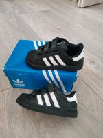 Adidas Kinderschuhe Gr.21 Neuwertig Rheinland-Pfalz - Weitersborn Vorschau