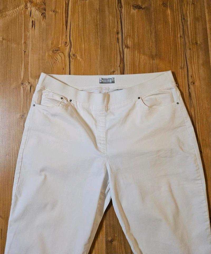 Raphaela by Brax Comfort Plus 3/4 Hose Gr. 48 weiß in Hamburg